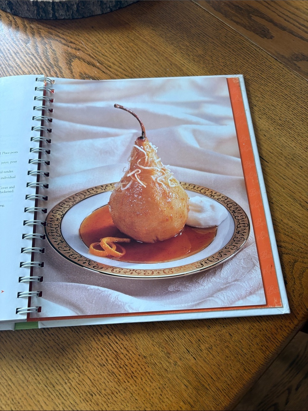 Betty Crocker Slow Cooker Cookbook — White Cover with Full-Color Food Photo - Picture 7 of 8